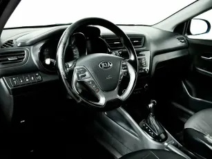 Kia  8