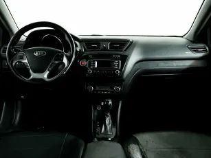 Kia  9