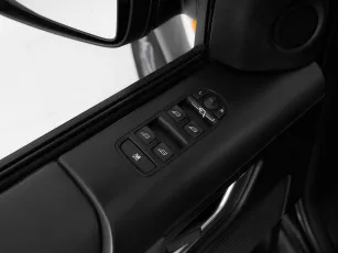 Land Rover  14