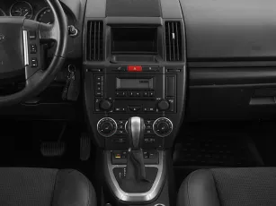 Land Rover  16