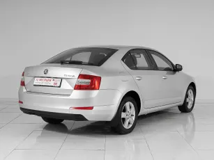 Skoda  6