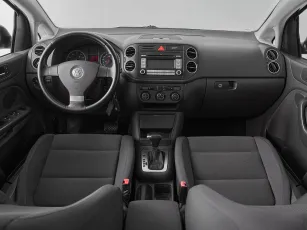 Volkswagen  8