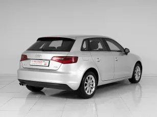 Audi  6