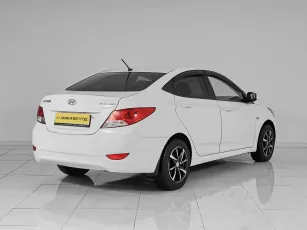 Hyundai  6