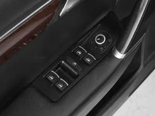 Volkswagen  13