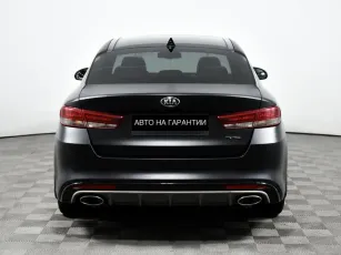 Kia  6