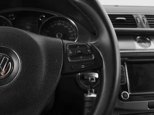 Volkswagen  12