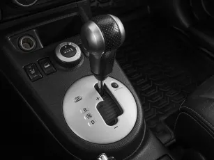 Nissan  20