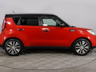 Kia  4