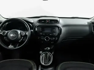 Kia  8