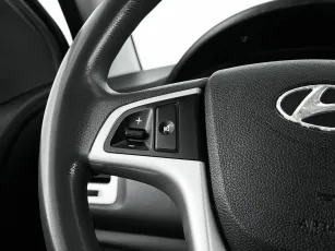 Hyundai  10