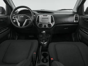 Hyundai  8