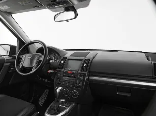 Land Rover  7