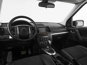 Land Rover  8