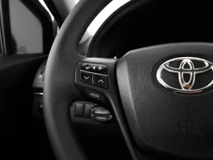 Toyota  10