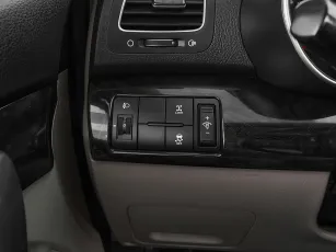 Kia  15