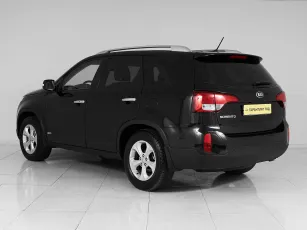 Kia  4