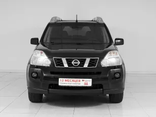 Nissan  2