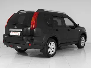 Nissan  6