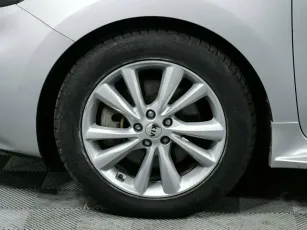Kia  5