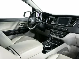 Kia  6