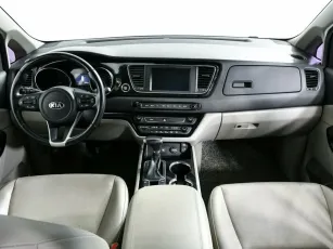 Kia  7
