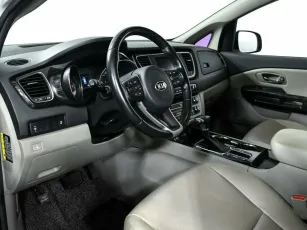Kia  8