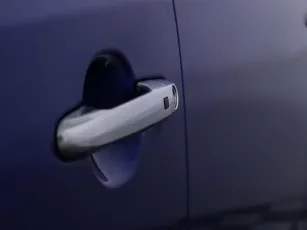 Kia  11