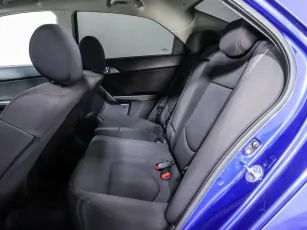 Kia  12
