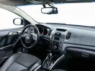 Kia  7