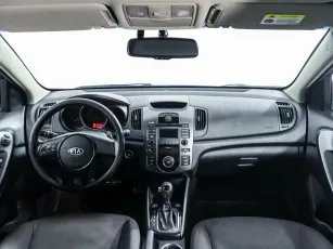 Kia  8