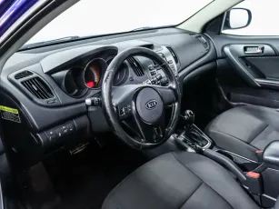 Kia  9