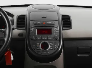 Kia  14