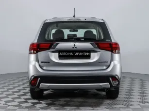 Mitsubishi  6