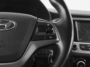 Hyundai  12
