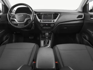 Hyundai  9