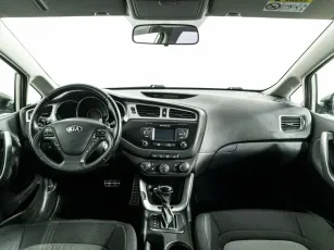 Kia  6
