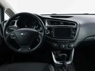 Kia  9