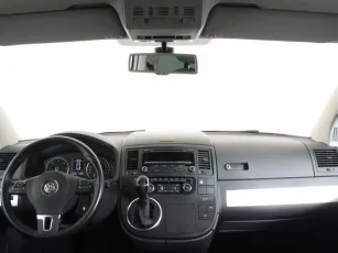 Volkswagen  8