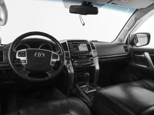 Toyota  7