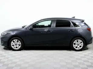 Kia  3