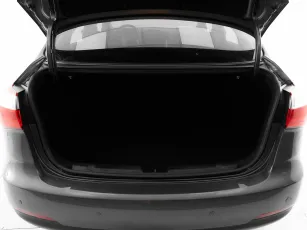 Kia  19