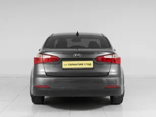 Kia  5