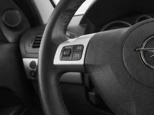 Opel  10
