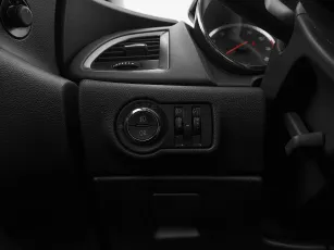 Opel  12