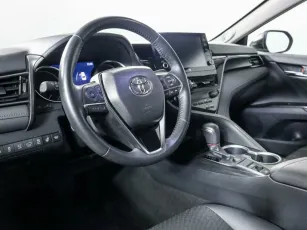 Toyota  11