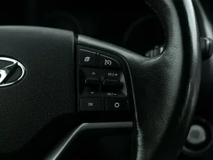 Hyundai  11