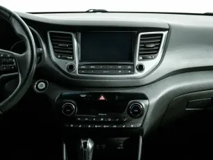 Hyundai  12