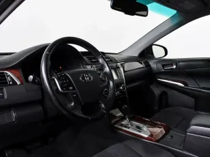 Toyota  10