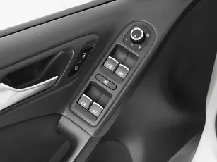 Volkswagen  12